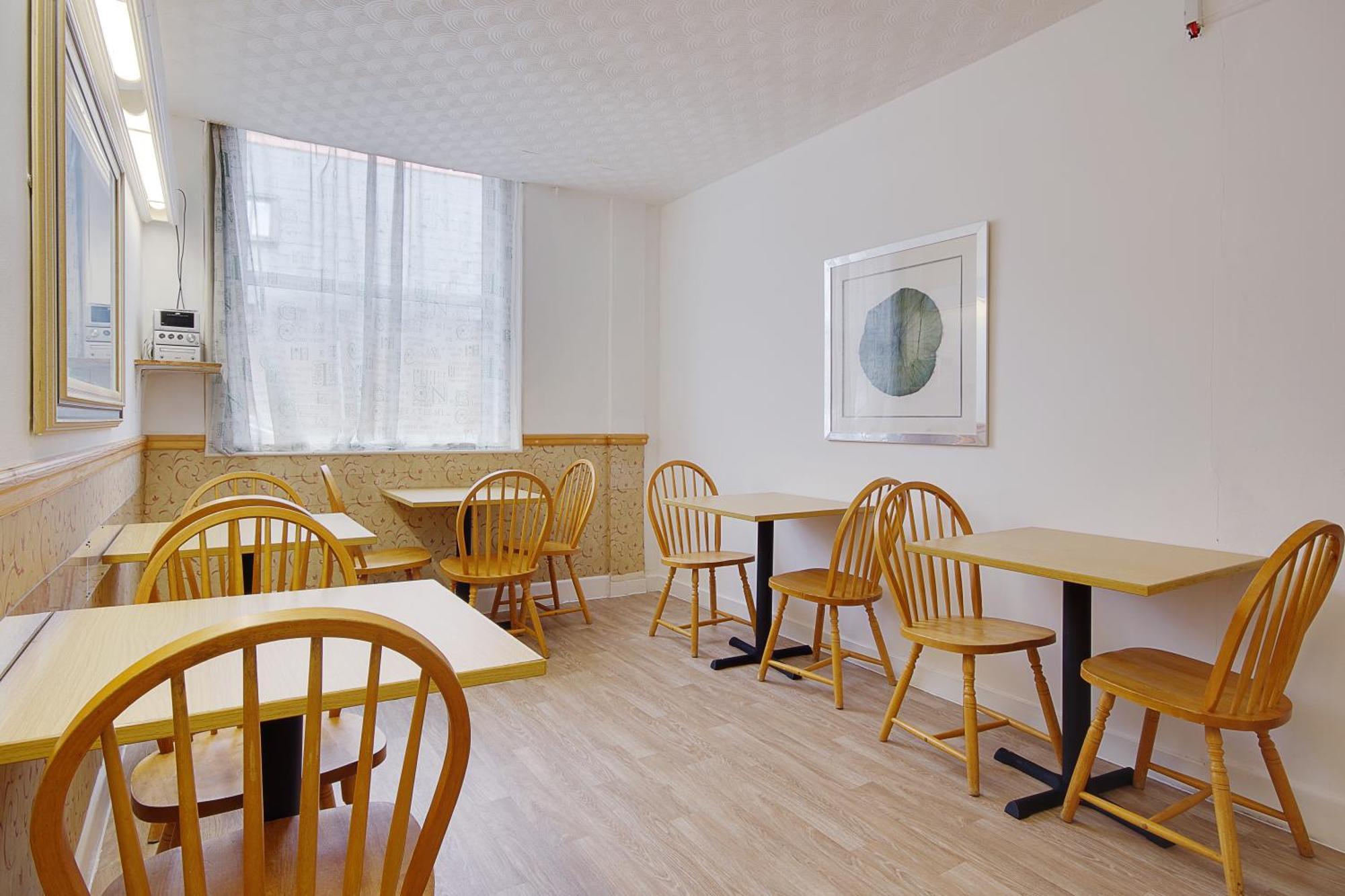 Serenity Hotel Борнмът Екстериор снимка