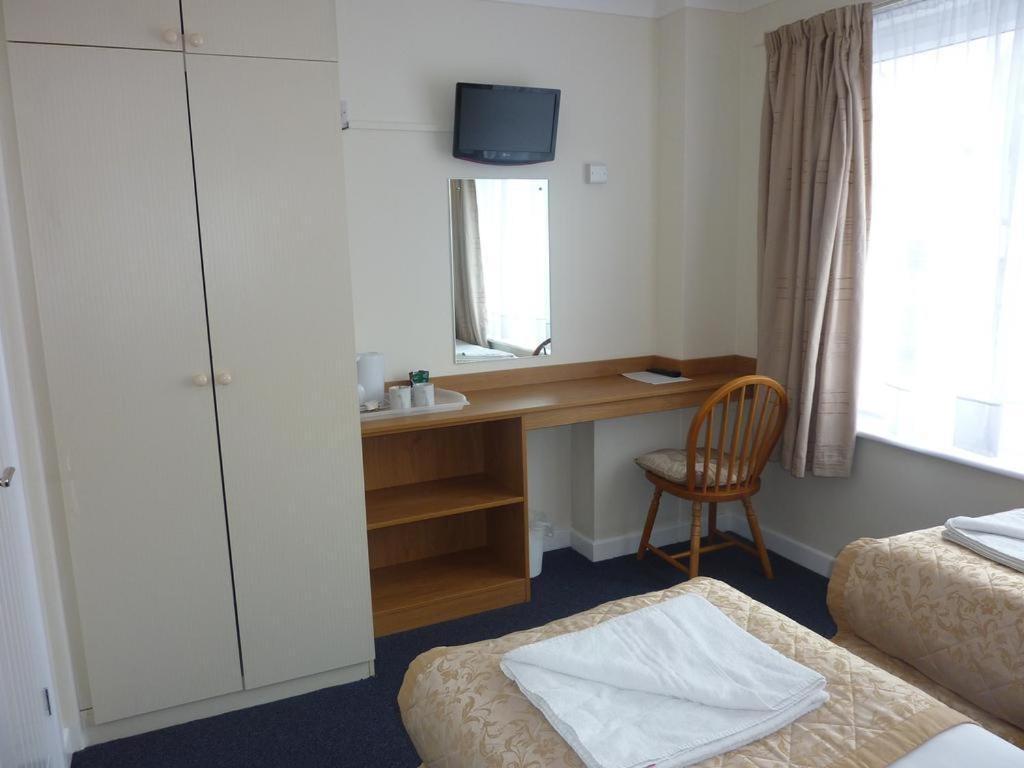 Serenity Hotel Борнмът Екстериор снимка