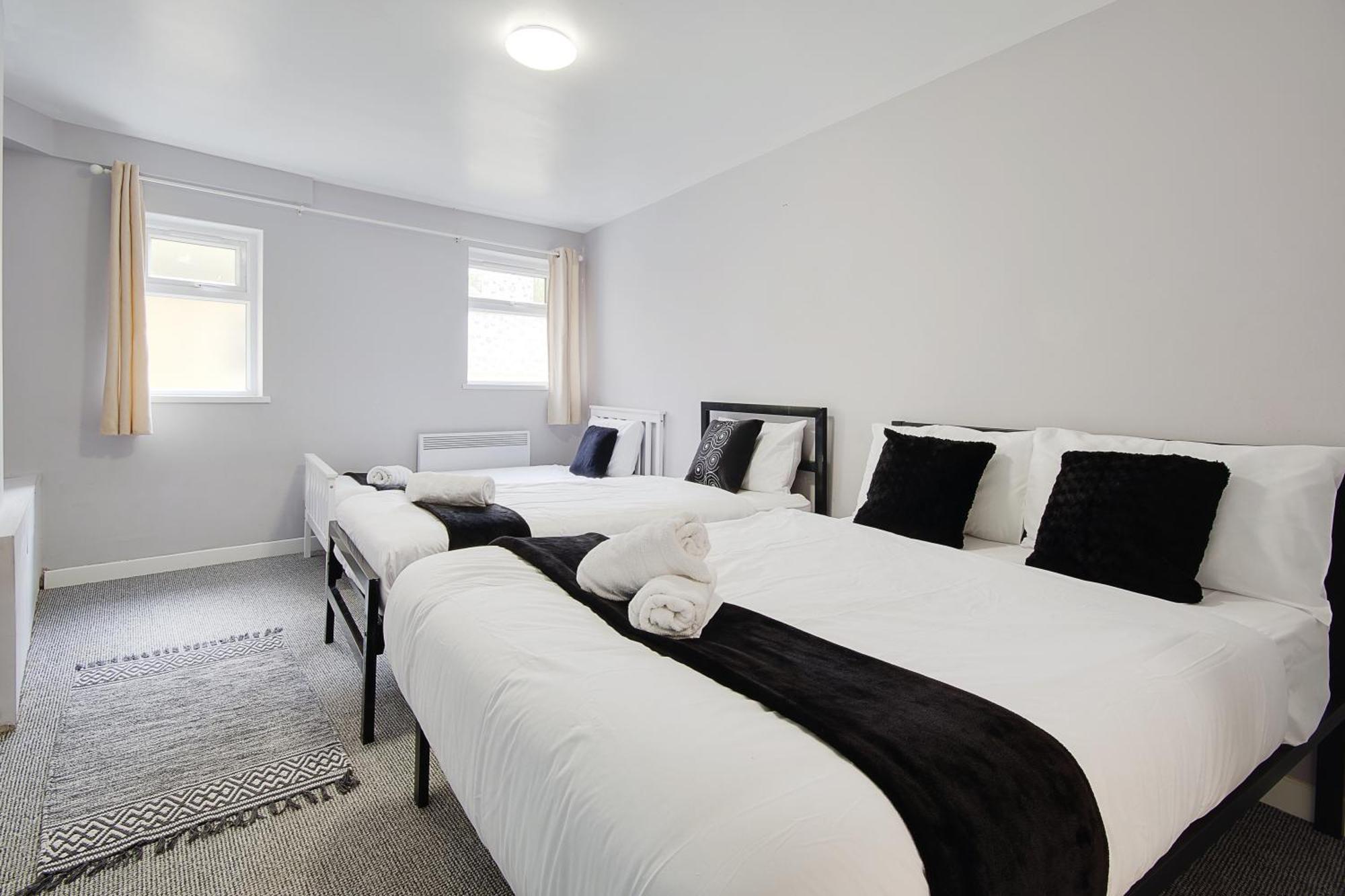 Serenity Hotel Борнмът Екстериор снимка